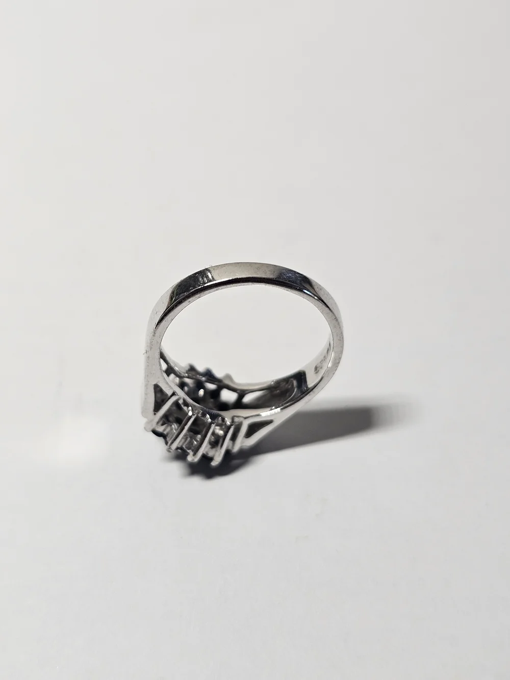 Sterling Silver 925 Ring With Cluster Of Dark Stones